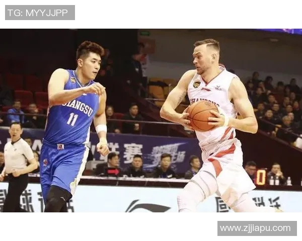 深入分析杭州排球队包夹战术的特点与应用策略